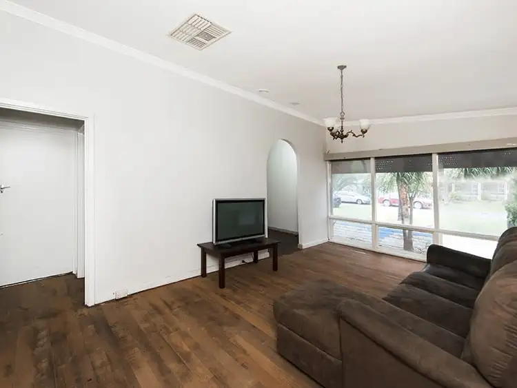 Fifth view of Homely house listing, 5 Warren Road, Maida Vale WA 6057