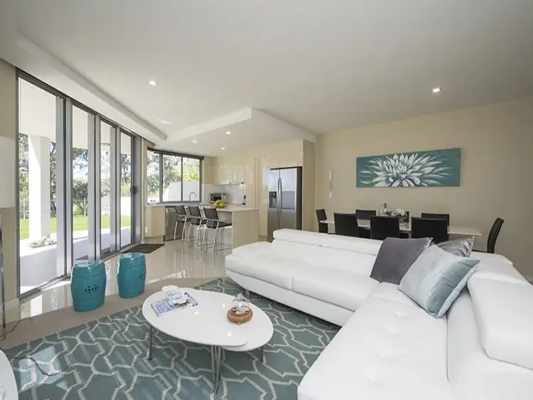 Second view of Homely unit listing, 201/10 Wyndham Avenue, Boyne Island QLD 4680