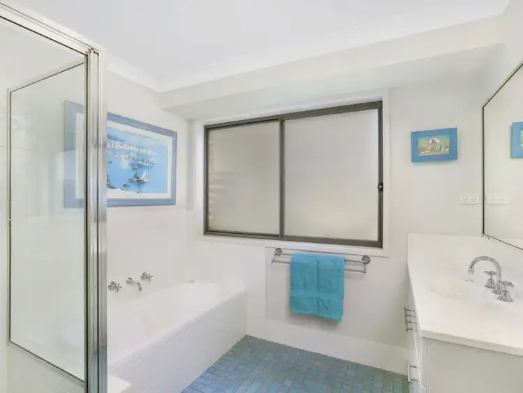 Third view of Homely house listing, 4 Hillview Crescent, Tuggerah NSW 2259