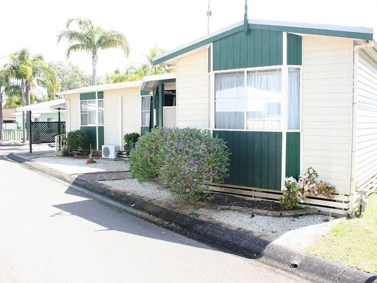 2 Second Avenue Broadlands Estate, Green Point NSW 2251