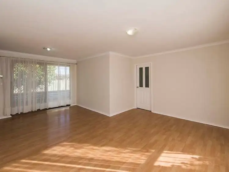 Fourth view of Homely villa listing, 10/32-50 Dealy Close, Cannington WA 6107