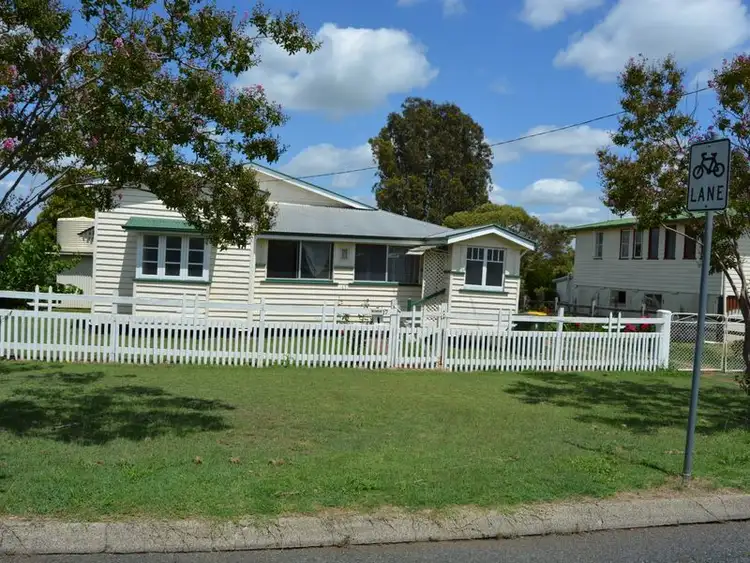 17 Dragon Street, Warwick QLD 4370