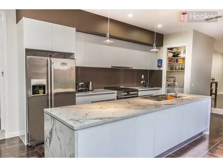 Third view of Homely house listing, 28 Bluebird Way, Roxburgh Park VIC 3064