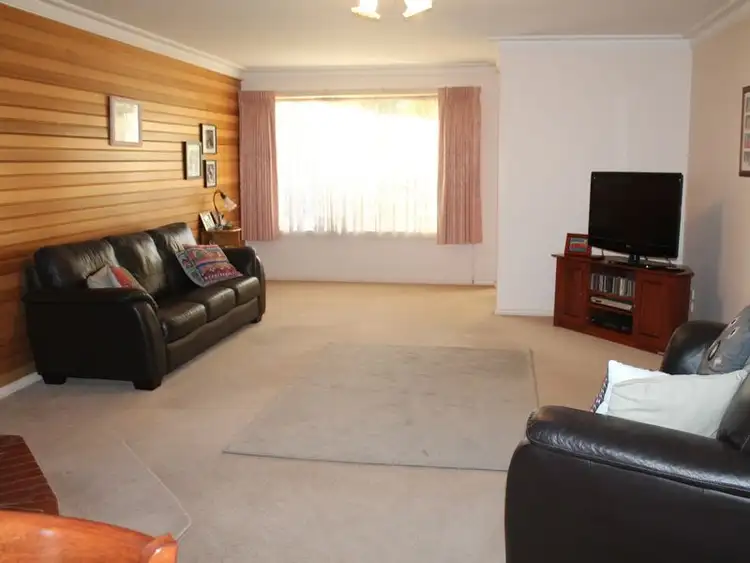 Second view of Homely house listing, 16 Alvin Court, Bairnsdale VIC 3875