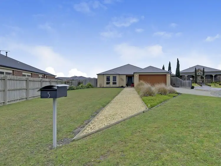 Sixth view of Homely house listing, 5 Wexford Close, Traralgon VIC 3844