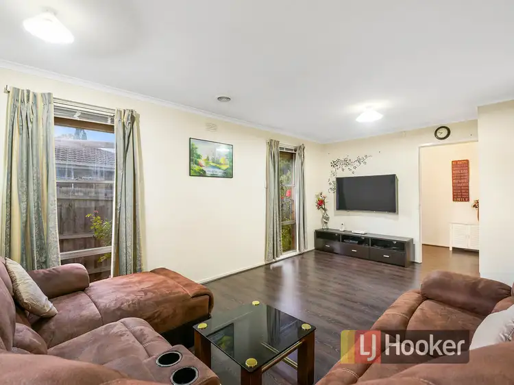 Sixth view of Homely house listing, 2 Susan Court, Cranbourne VIC 3977