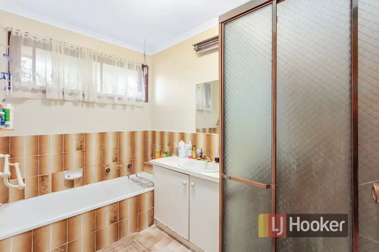 Sixth view of Homely unit listing, 8/10 Wadsley Avenue, Pakenham VIC 3810
