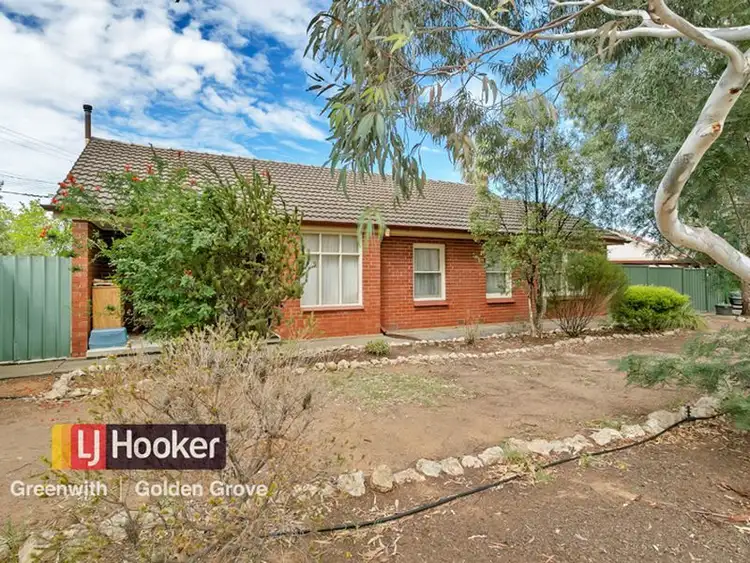2 Valma Avenue, Parafield Gardens SA 5107