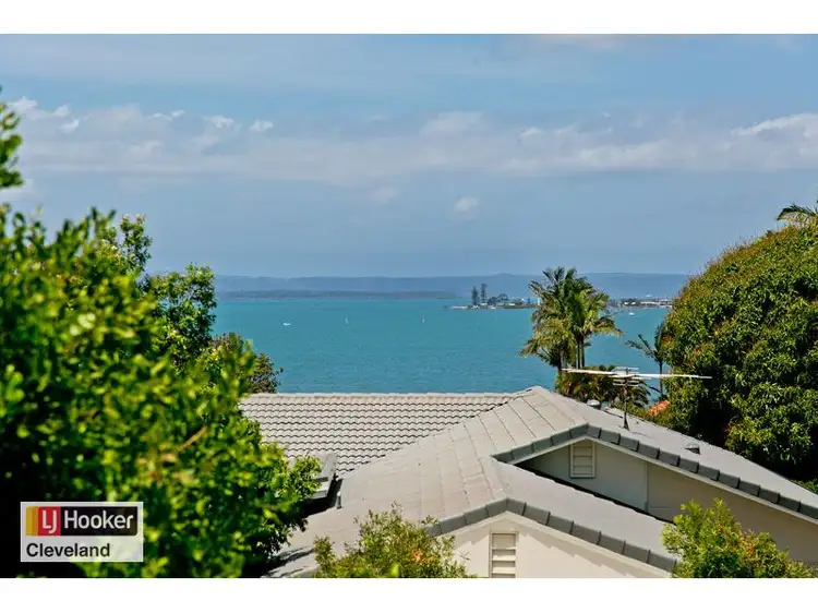 35 Clearwater Street, Ormiston QLD 4160