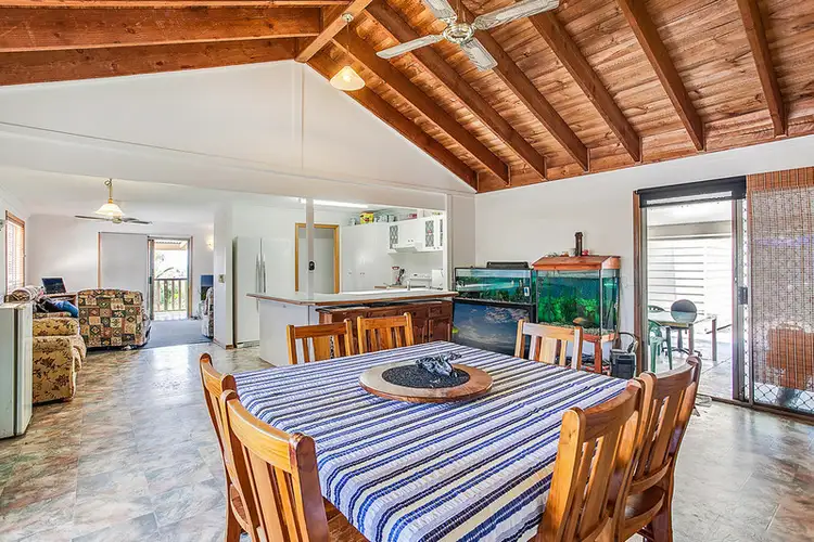 Second view of Homely house listing, 6 Chateau Court, Highland Park QLD 4211