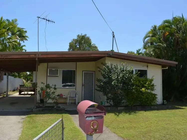 9 Fairway Street, Yorkeys Knob QLD 4878