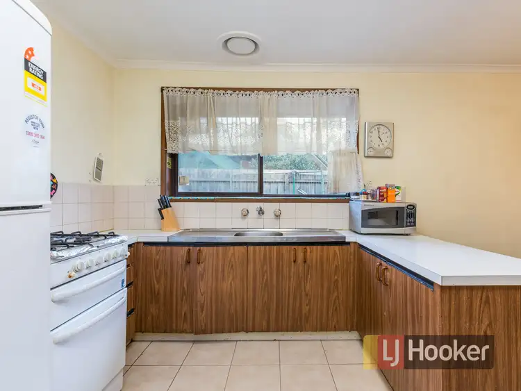 Second view of Homely house listing, 16 Glenwood Court, Cranbourne VIC 3977