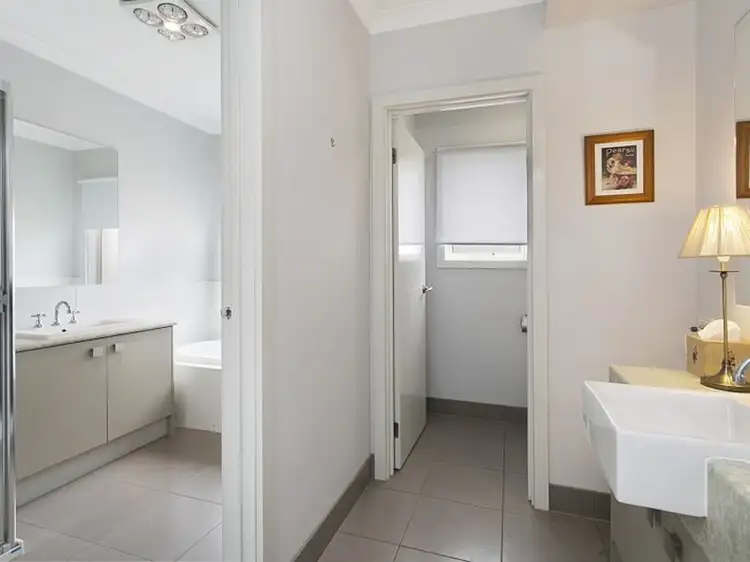 Seventh view of Homely house listing, 24 Aurina Drive, Hidden Valley VIC 3756
