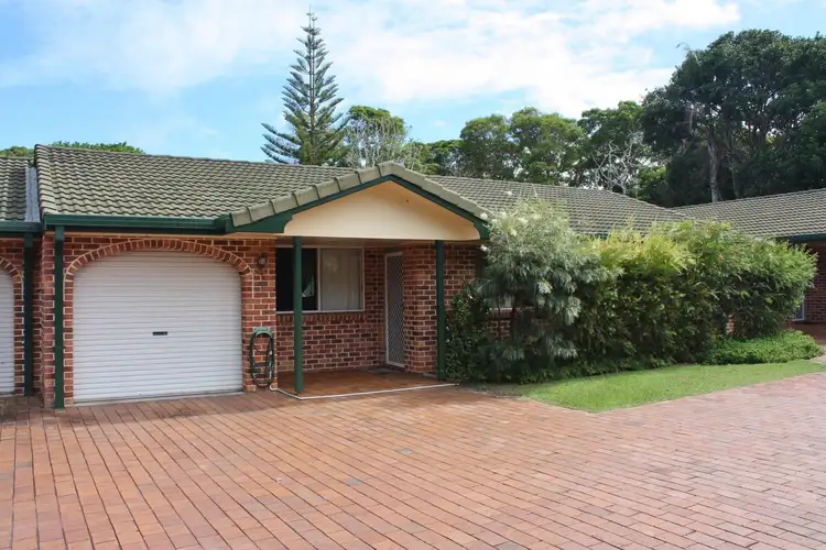 Main view of Homely unit listing, 2/98 Queen Street, Iluka NSW 2466