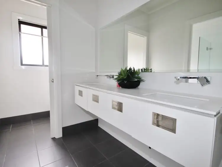 Seventh view of Homely house listing, 4 Joubert Drive, Bathurst NSW 2795