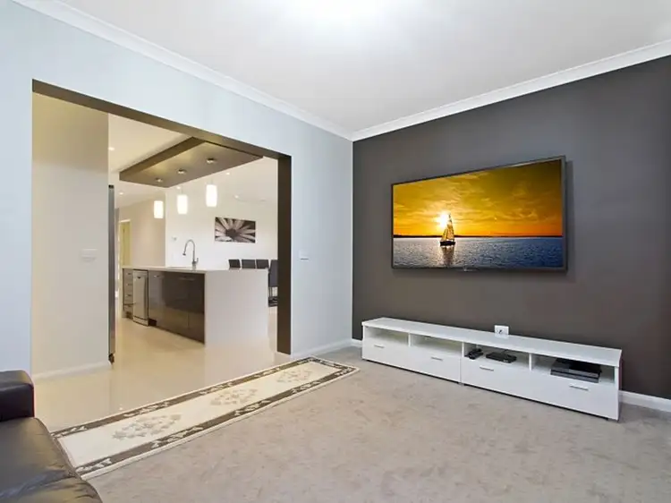 Fifth view of Homely house listing, 2 Grevillea Court, Wallan VIC 3756