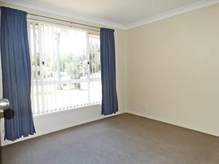 Sixth view of Homely unit listing, 2/10 Eskdale Drive, Raymond Terrace NSW 2324