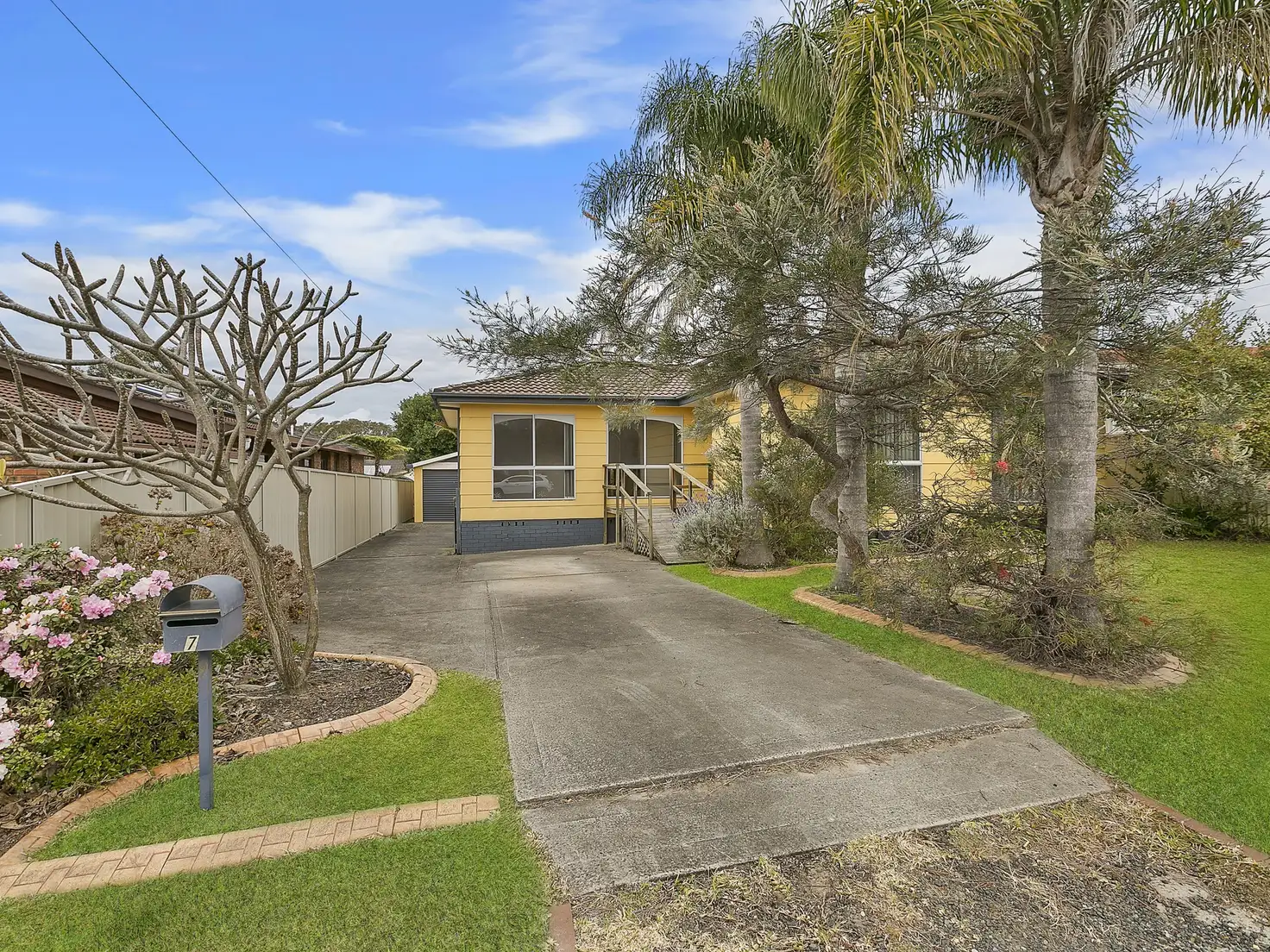 Main view of Homely house listing, 7 Deakin Avenue, Lake Munmorah NSW 2259