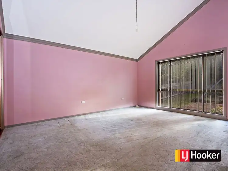 Fourth view of Homely house listing, 28 Francine Street, Seven Hills NSW 2147