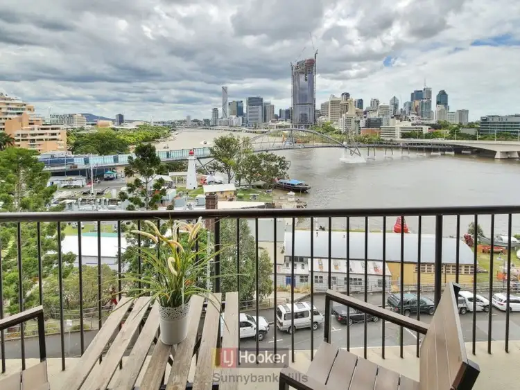 27/21 Dock Street, South Brisbane QLD 4101