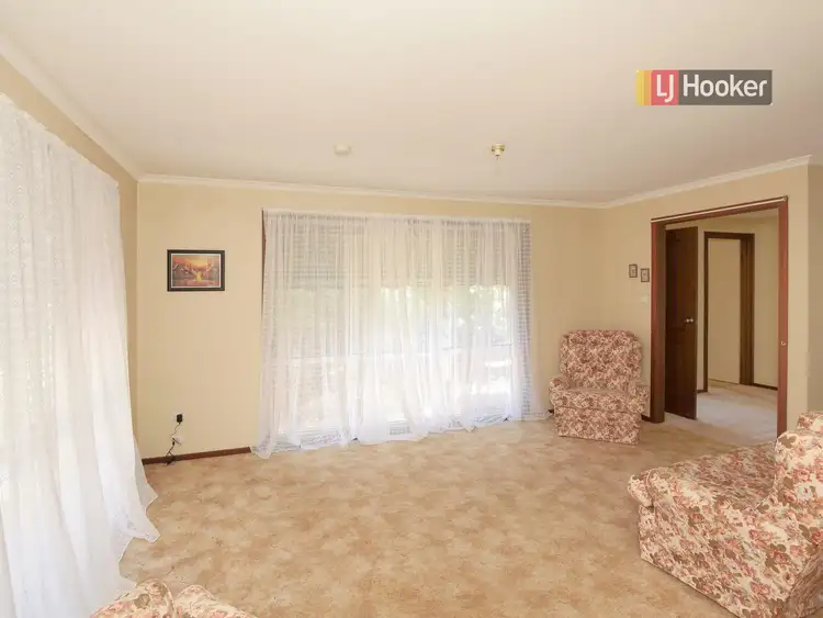 Third view of Homely house listing, 28 Incarnie Crescent, Wagga Wagga NSW 2650