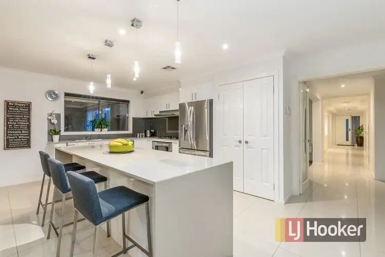 Fifth view of Homely house listing, 3 Danae Place, Cranbourne West VIC 3977