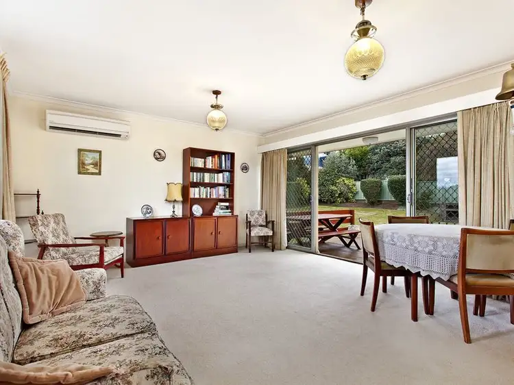 Fourth view of Homely house listing, 7 Becke Place, Garran ACT 2605