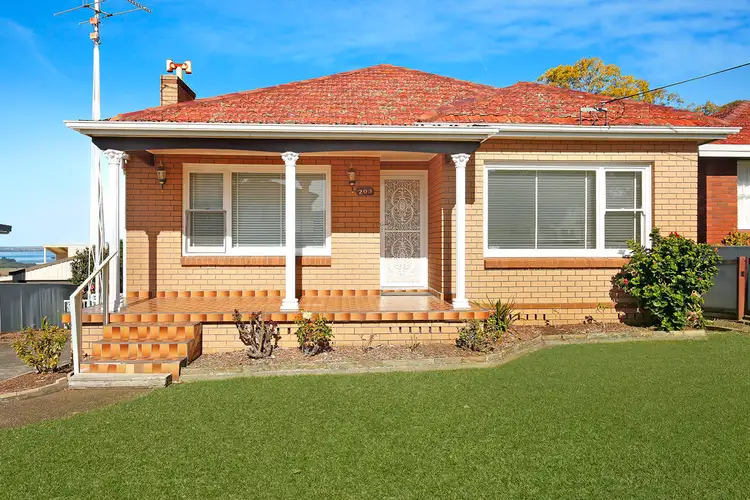 203 Farmborough Road, Farmborough Heights NSW 2526