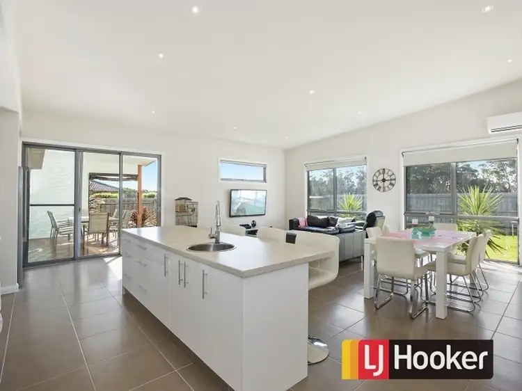 Second view of Homely house listing, 10 Thomas Crt, Wonthaggi VIC 3995