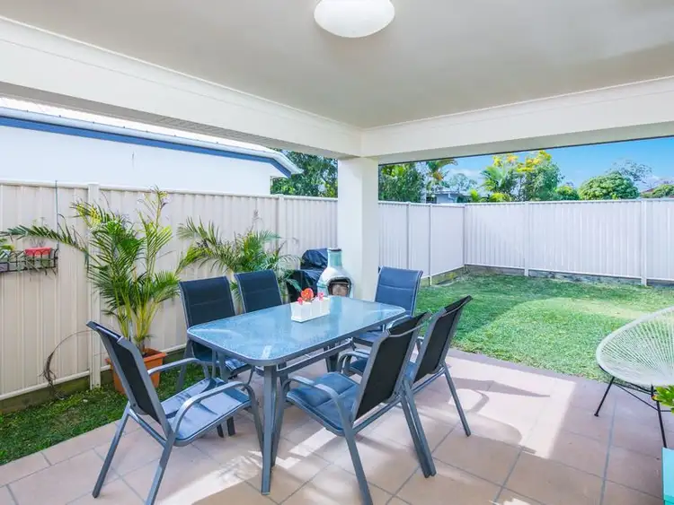 Fourth view of Homely semi-detached listing, 2/33 Haig Road, Birkdale QLD 4159