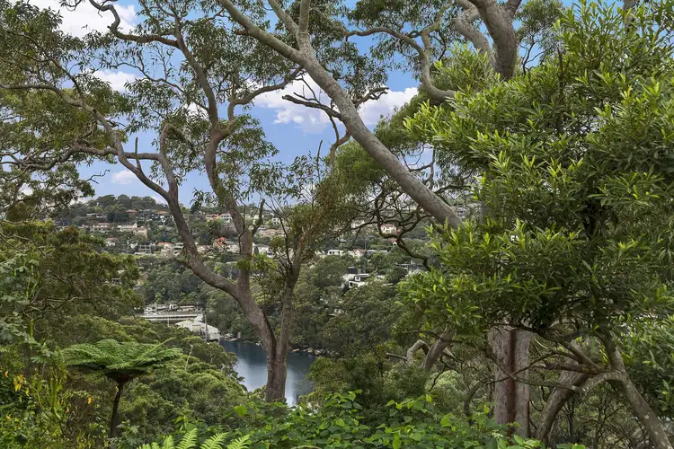 16 The Rampart, Castlecrag NSW 2068
