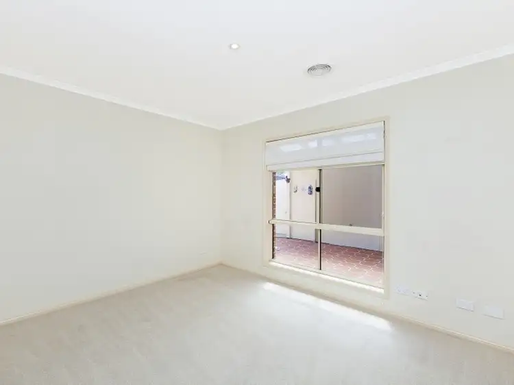Seventh view of Homely townhouse listing, 4/16 Telopea Place, Queanbeyan NSW 2620