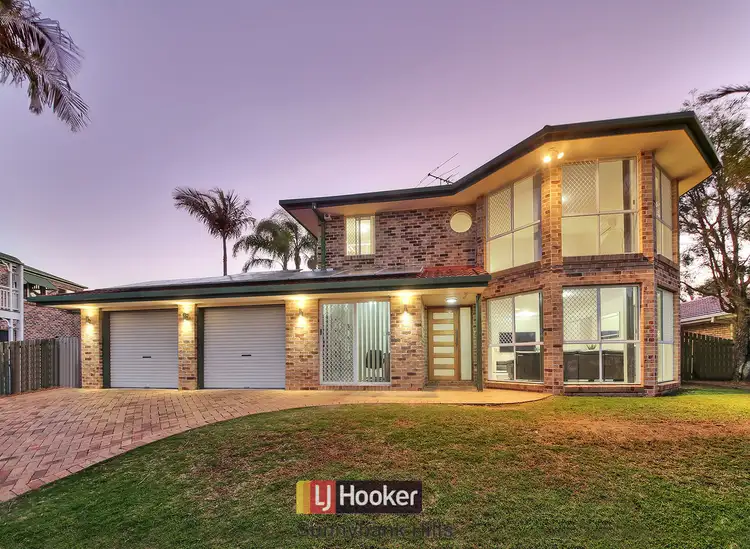 4 Lexington Place, Wishart QLD 4122