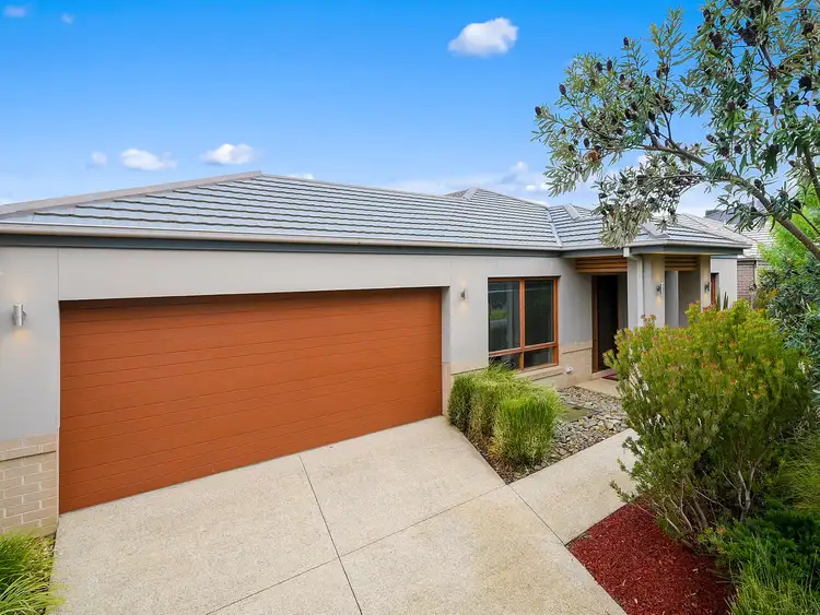 31 Waterbury Street, Cranbourne VIC 3977