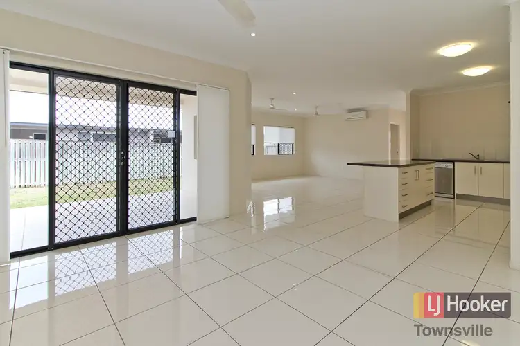 Fourth view of Homely house listing, 2 Rattray Street, Bushland Beach QLD 4818