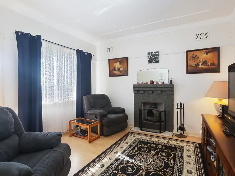 Second view of Homely house listing, 182 The Boulevard, Toronto NSW 2283