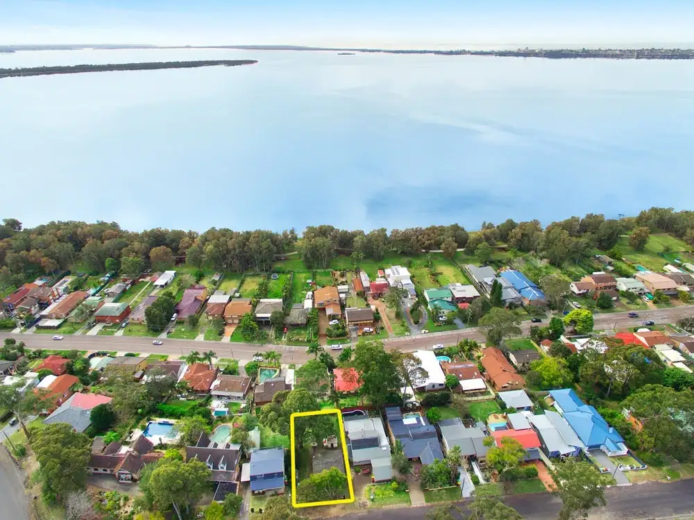 Main view of Homely house listing, 35 Donegal Road, Berkeley Vale NSW 2261