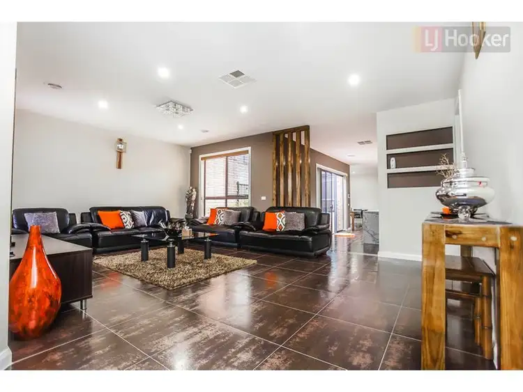 Fifth view of Homely house listing, 28 Bluebird Way, Roxburgh Park VIC 3064