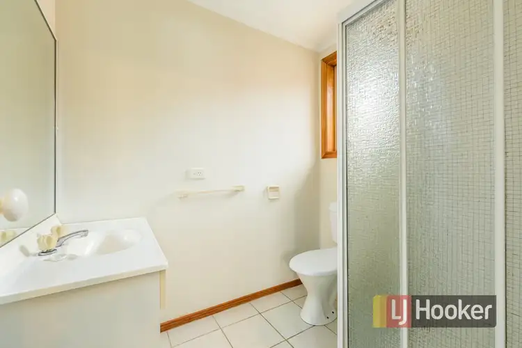 Sixth view of Homely house listing, 7 Capri Court, Pakenham VIC 3810