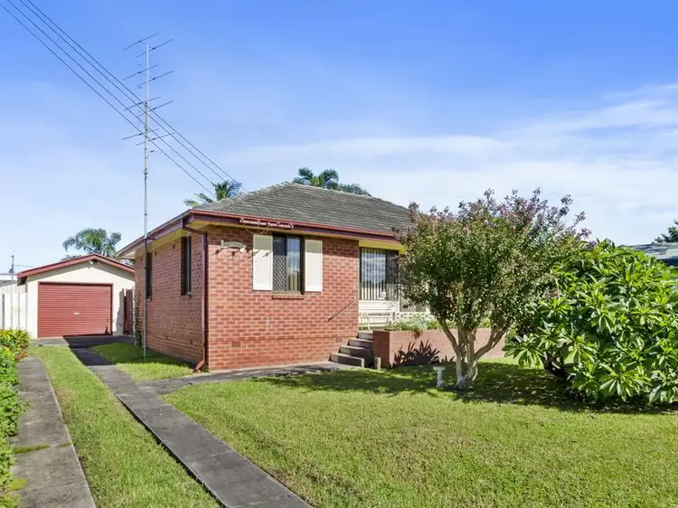 15 Spofforth Street, Warilla NSW 2528