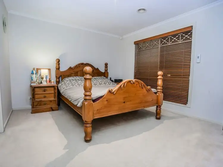 Fourth view of Homely house listing, 37 Creighton Way, Craigieburn VIC 3064