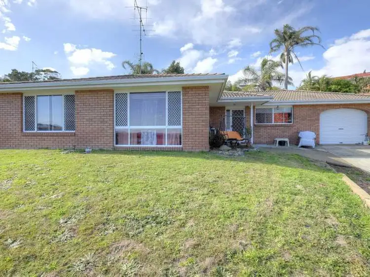 12 Minnibah Circuit, Forster NSW 2428