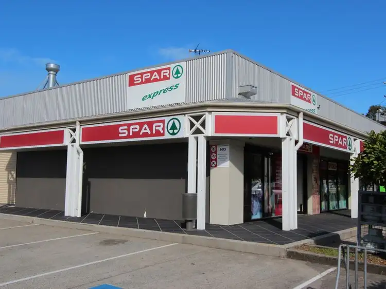 Sixth view of Homely semi-detached listing, 2/6 Ashlee Court, Coombabah QLD 4216