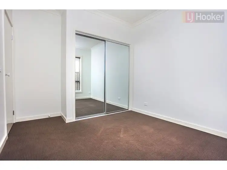 Sixth view of Homely house listing, 6 Crosskeys Rd, Craigieburn VIC 3064
