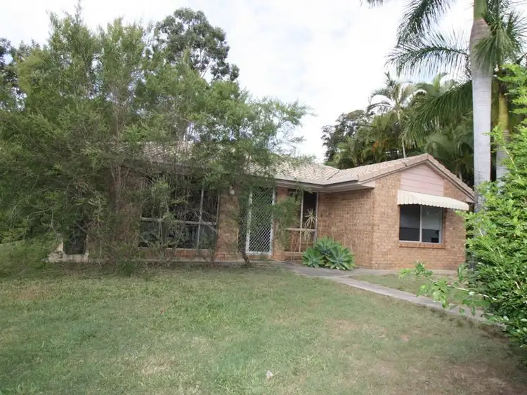 Fifth view of Homely house listing, 4 Kuringai Way, Ocean Shores NSW 2483