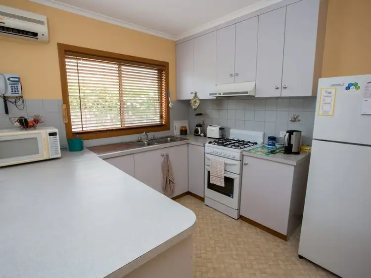 Seventh view of Homely unit listing, 1/10 Ledger Court, Benalla VIC 3672