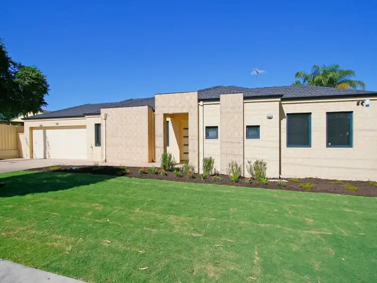 Main view of Homely villa listing, Unit 1/72 Lester Drive, Thornlie WA 6108