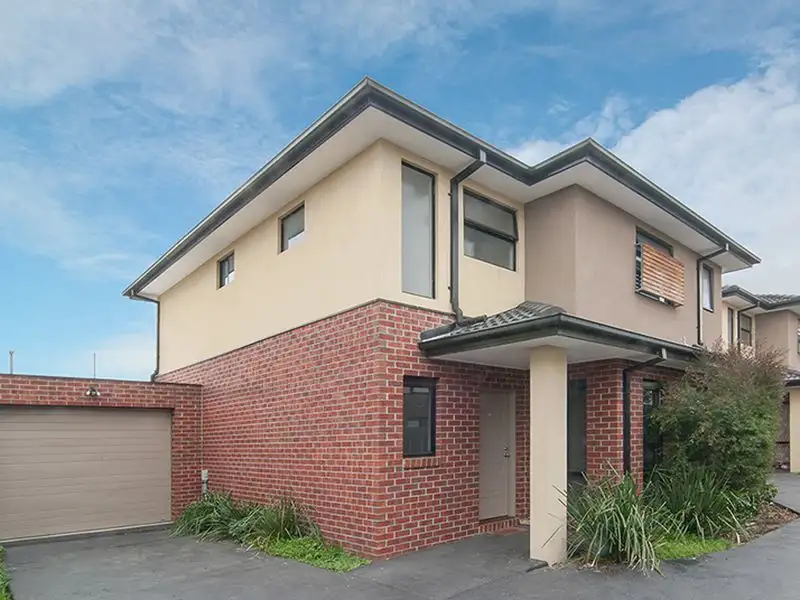 Main view of Homely townhouse listing, 2/17 Knox Street, Noble Park VIC 3174