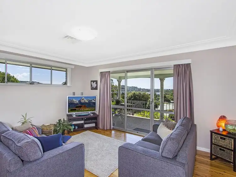 Fourth view of Homely house listing, 1 Lorraine Avenue, Point Clare NSW 2250
