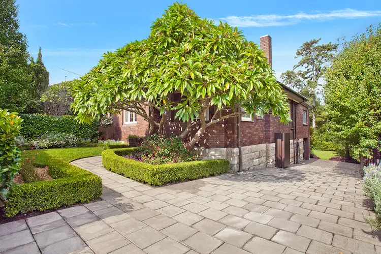 6 Onyx Road, Artarmon NSW 2064